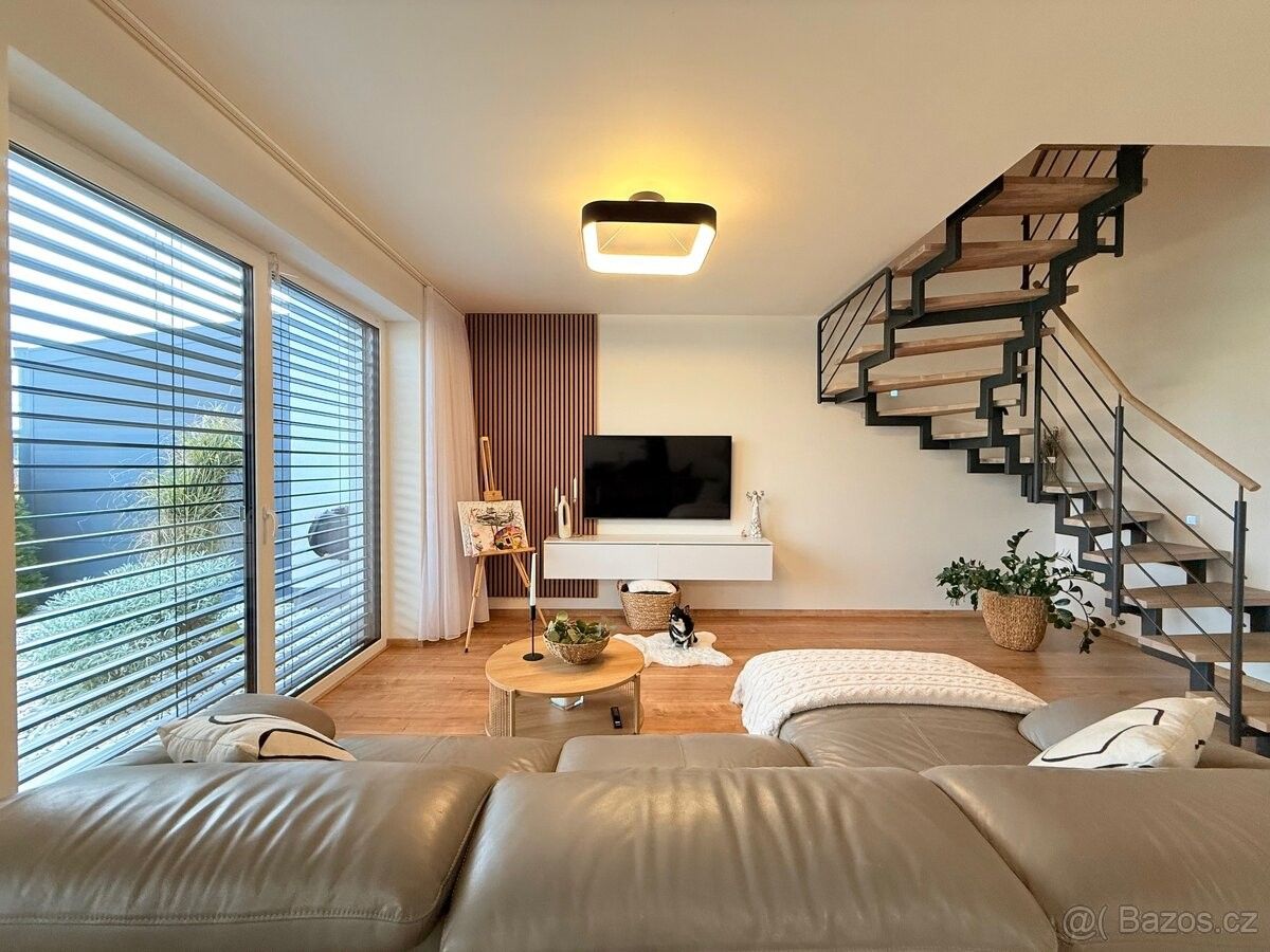 Rodinné domy, Mladá Boleslav, 293 01