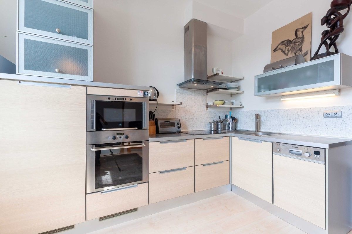 Pronájem byt 2+kk - Jateční, Praha, 49 m²