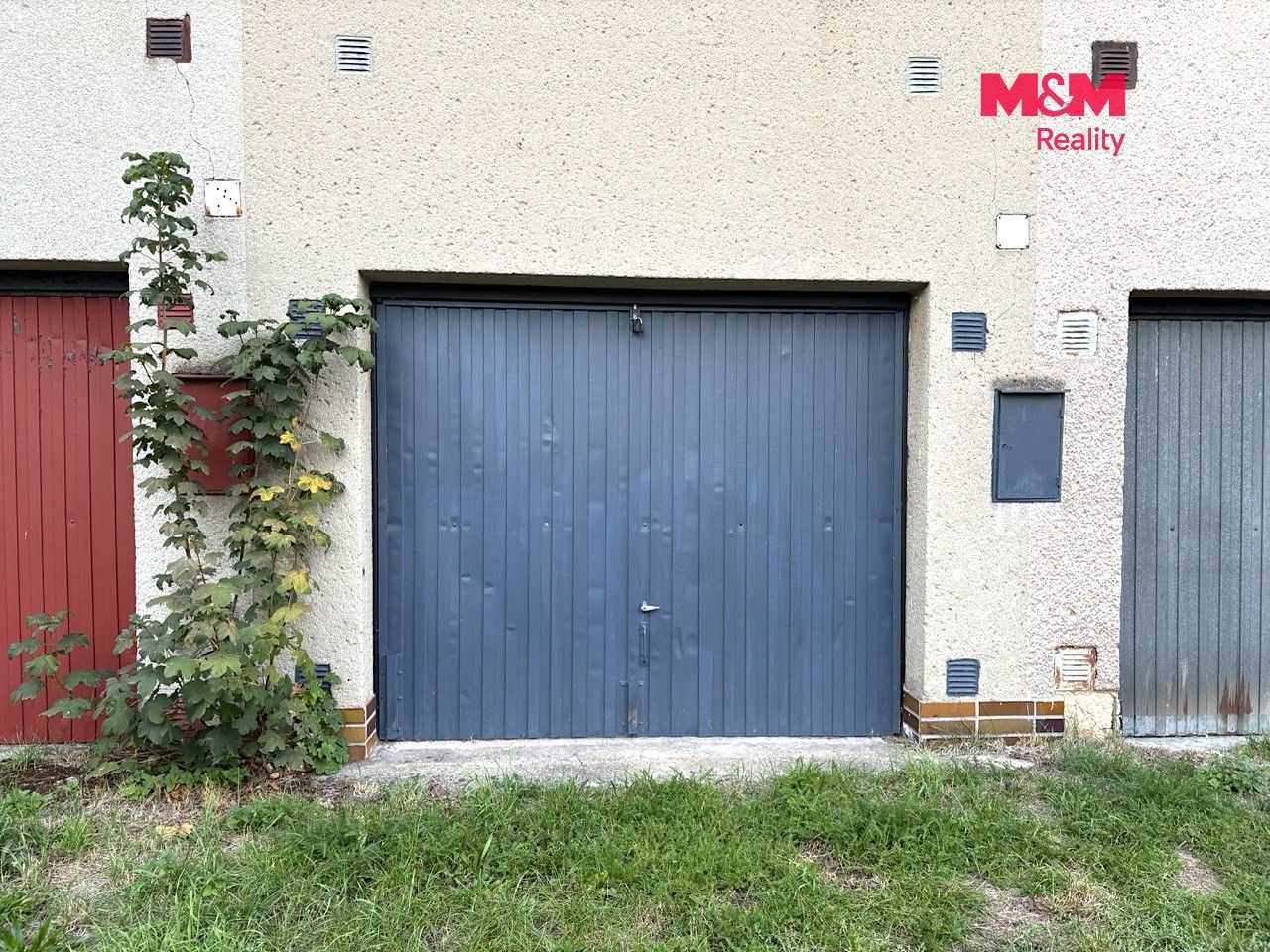 Garáže, Na Červenici, Svitavy, 22 m² - 2