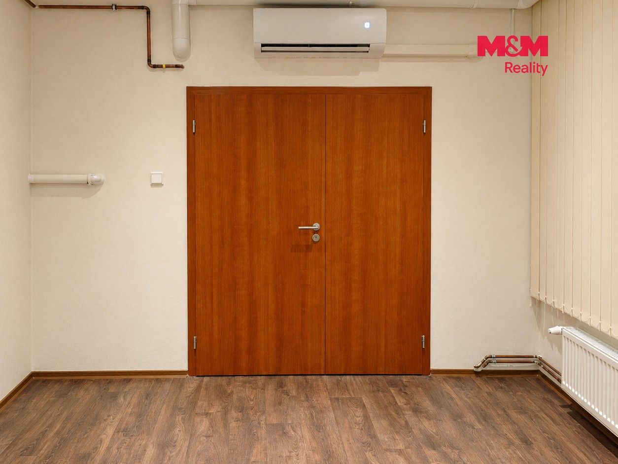Pronájem obchodní prostory - J. Hory, Kladno, 12 m² - 2