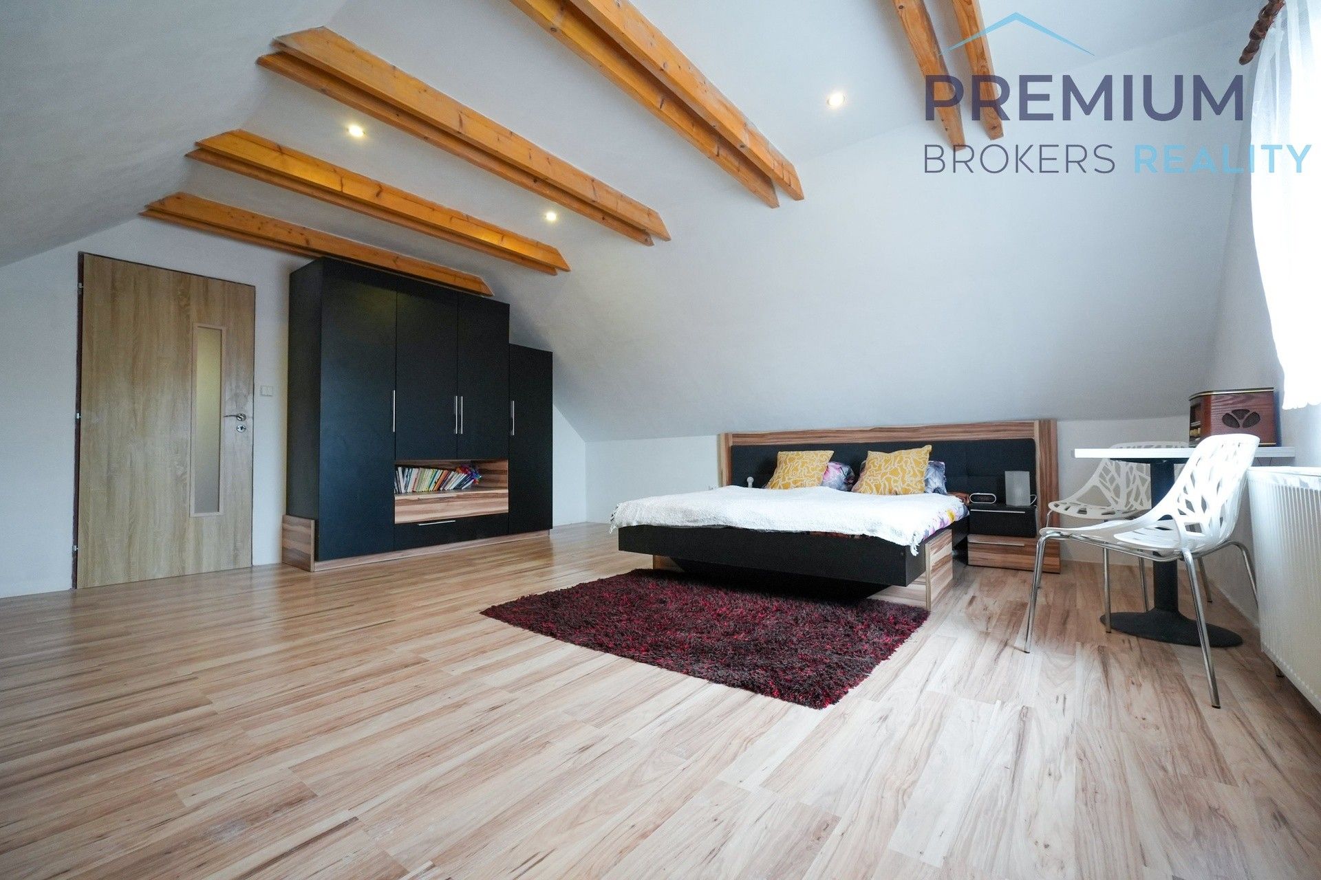 Prodej rodinný dům - Klapý, 140 m²