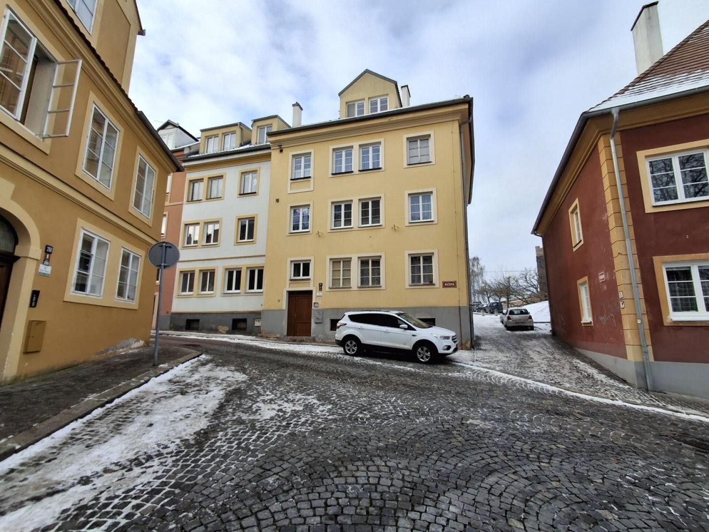 3+1, Růžová, Cheb, 73 m²