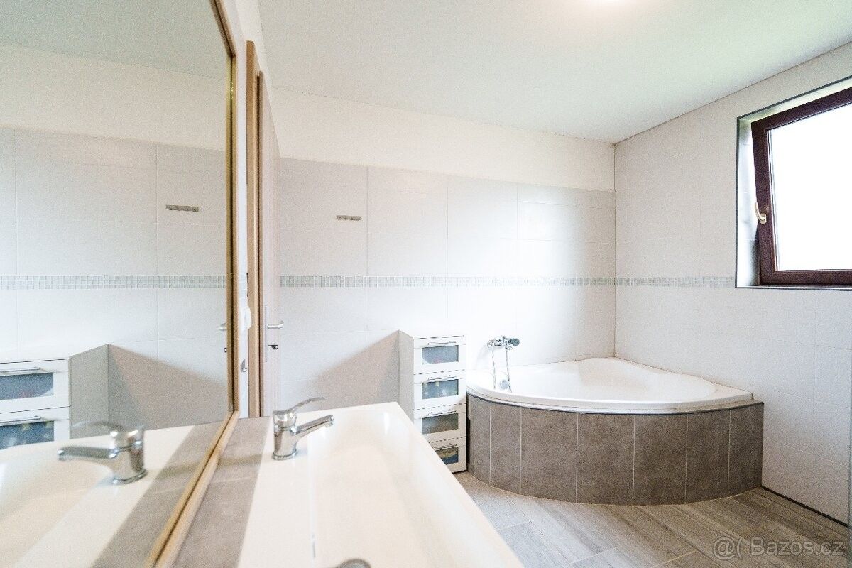 Prodej rodinný dům - Chotoviny, 391 37