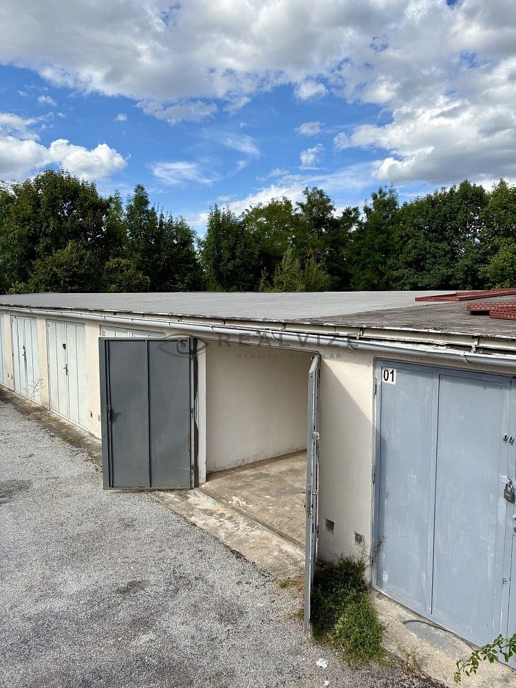 Nemovitost · 16 m² · České Budějovice - České Budějovice 3, Jihočeský kraj - 4