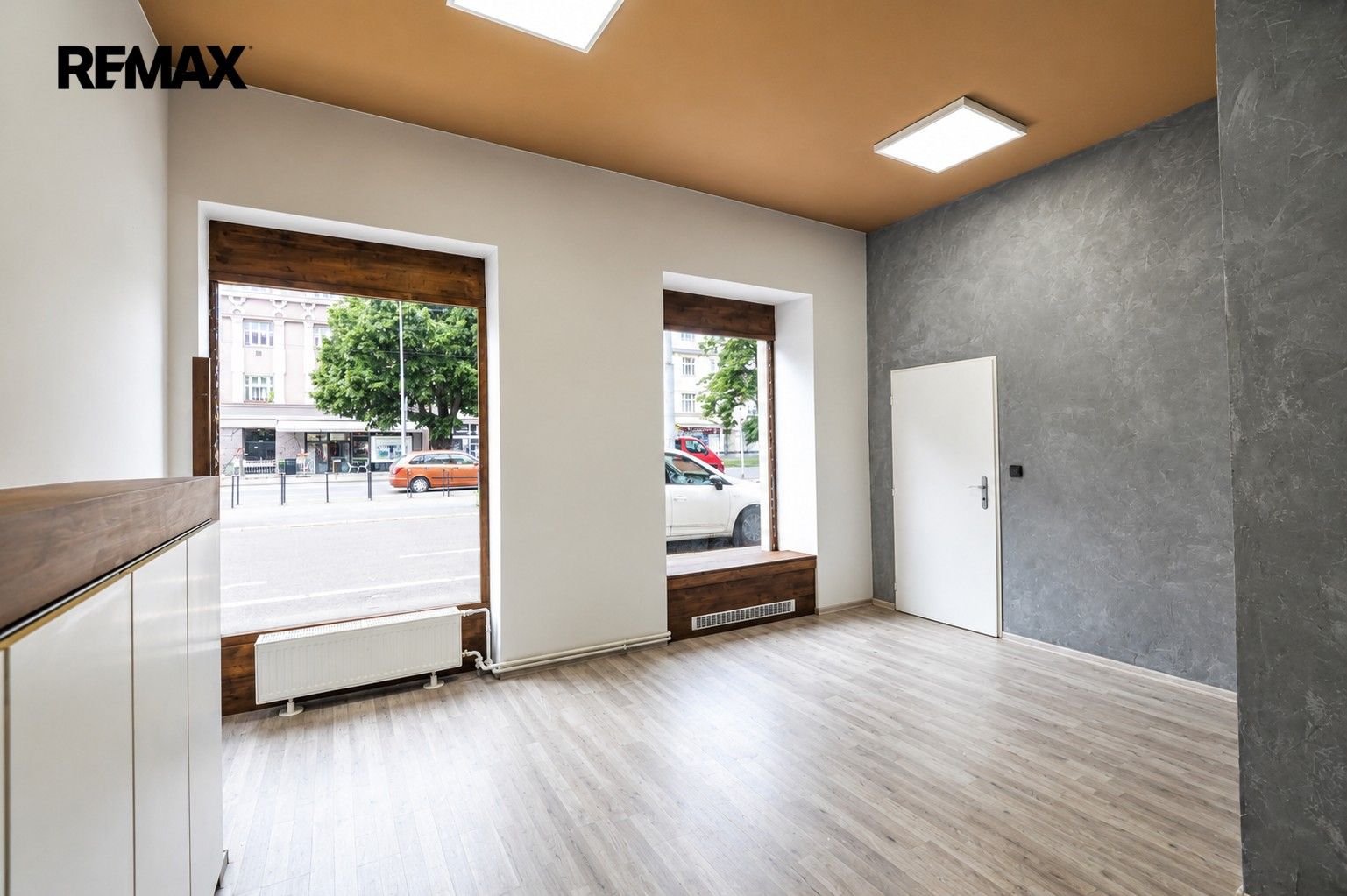 Pronájem obchodní prostory - třída Karla IV. 467, Hradec Králové, 121 m² - 5