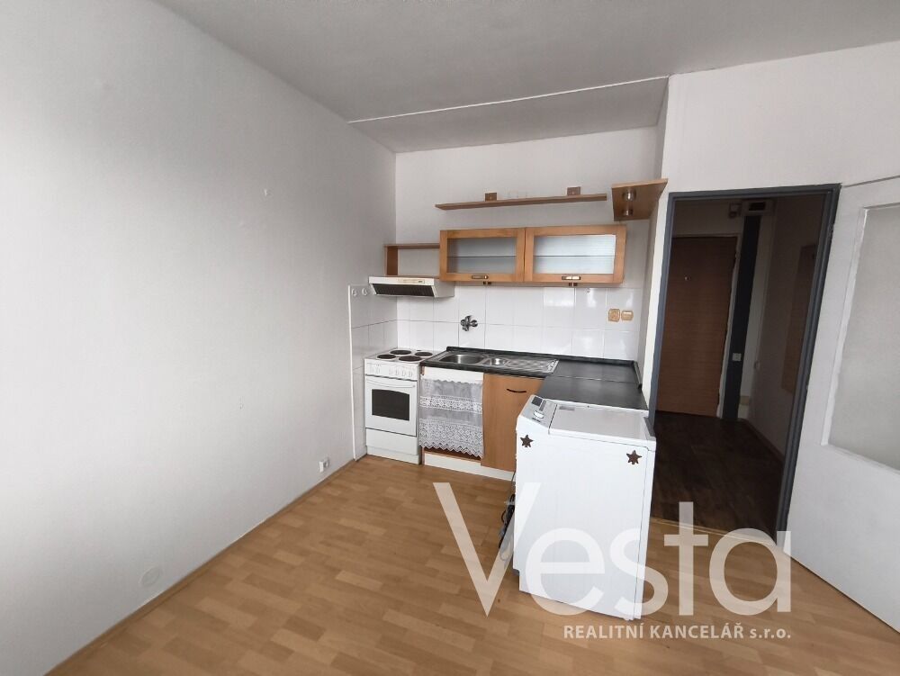 Pronájem byt 1+1 - Spojová, Jílové, 34 m²