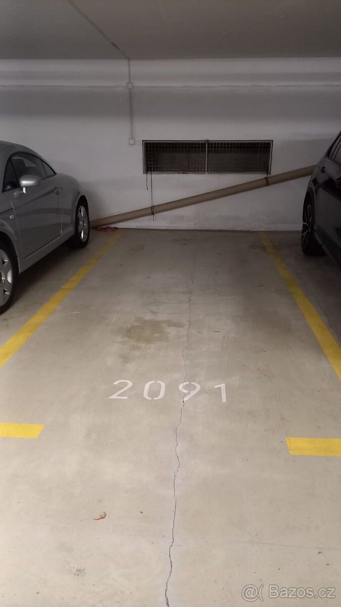 Garáže, Praha, 155 00
