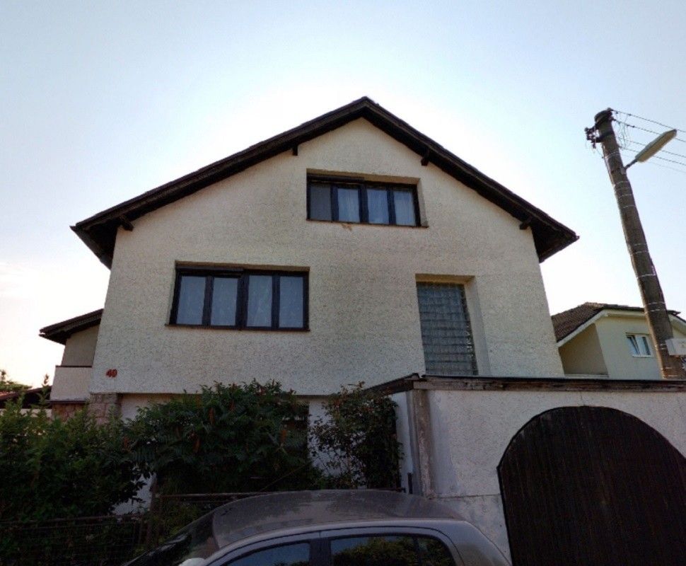 Rodinné domy, Dolní Břežany, 252 41