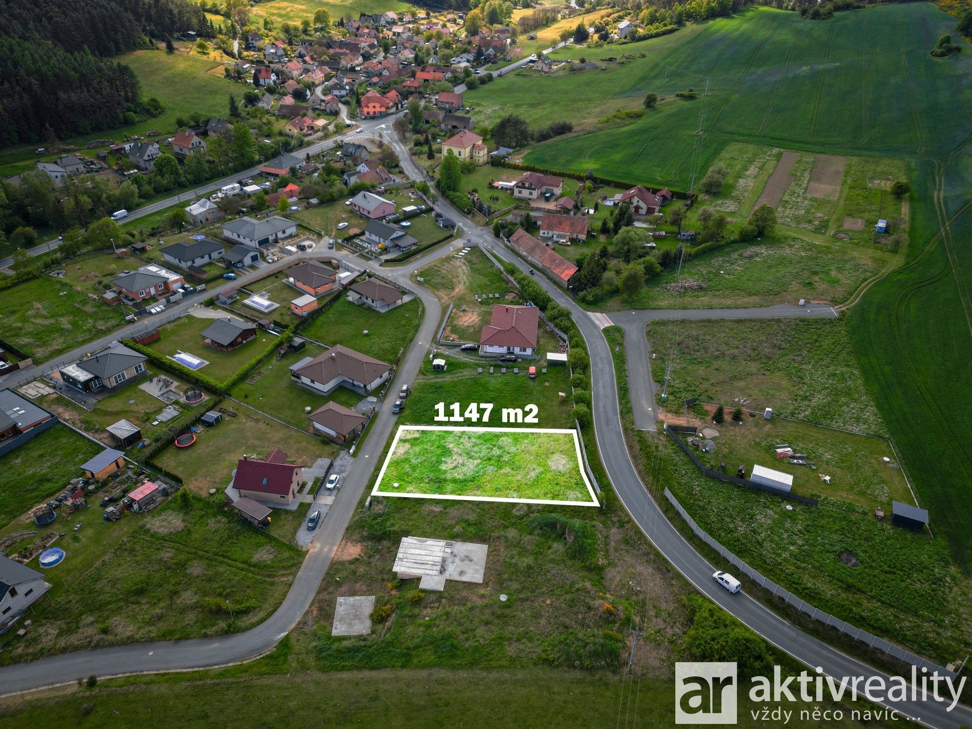 Prodej pozemek pro bydlení - Obory, 1 147 m²