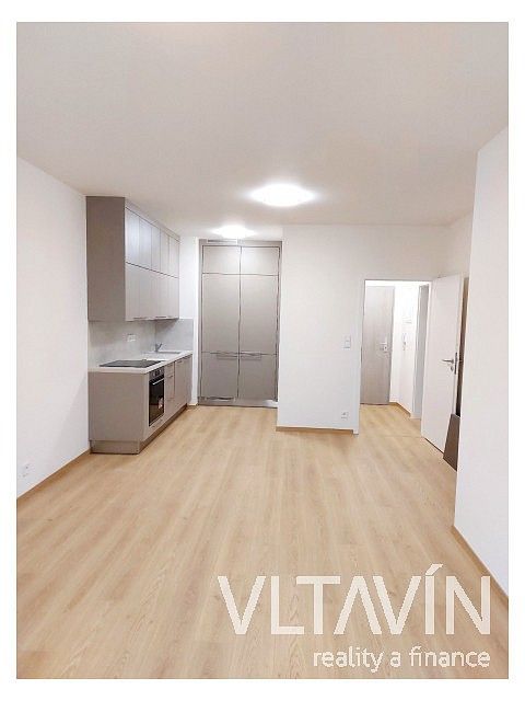 Byt 2+kk · 61 m² · Praha - Vysočany, okres Praha 9, Hlavní město Praha - 3
