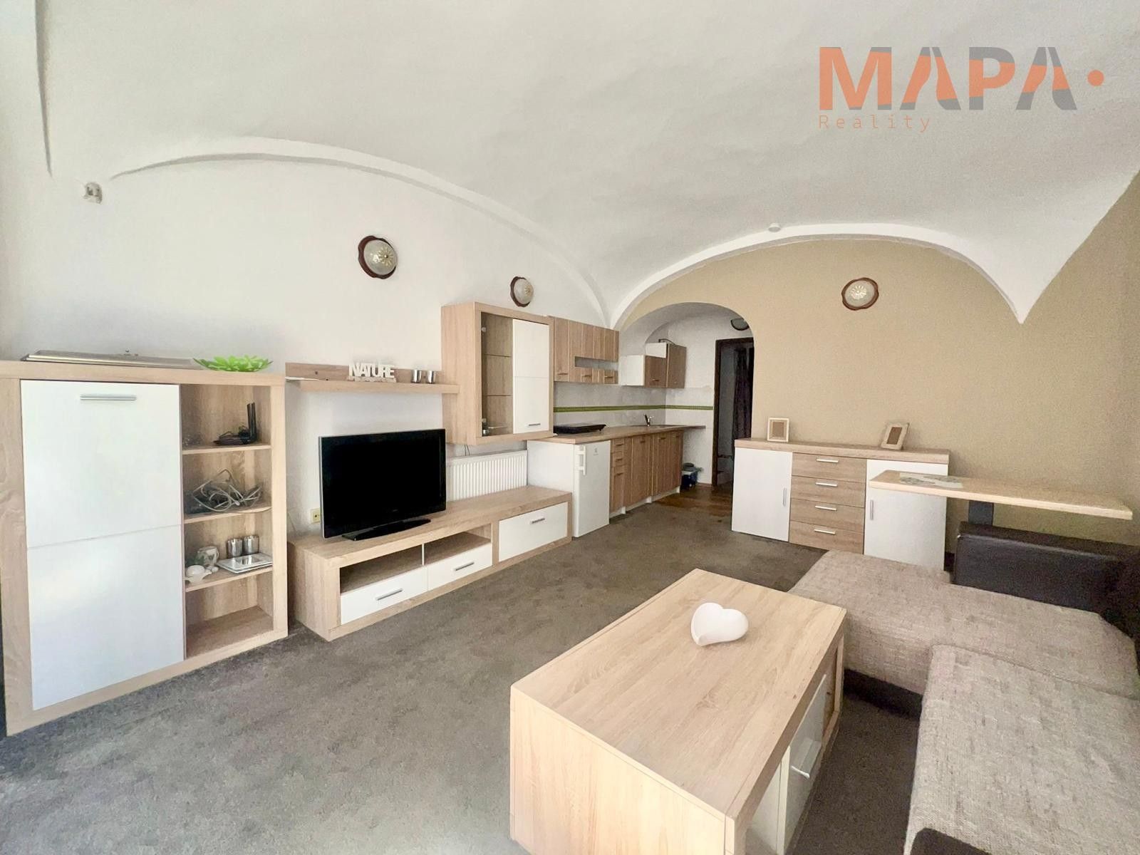 Pronájem byt 1+kk - Revoluční, Chomutov, 29 m²