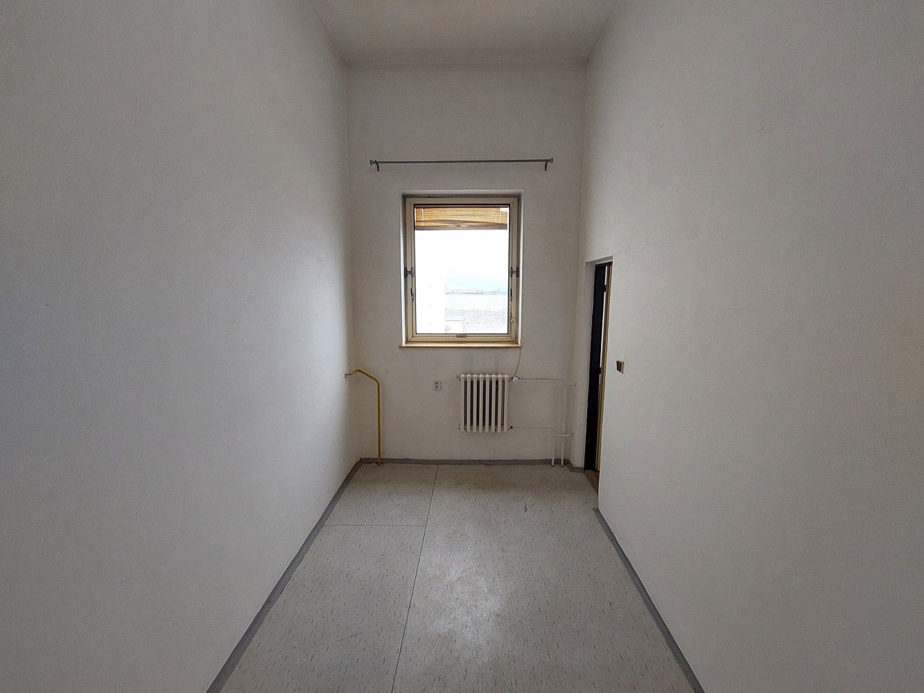 Kancelář · 16 m² · Holešov, okres Kroměříž - 4