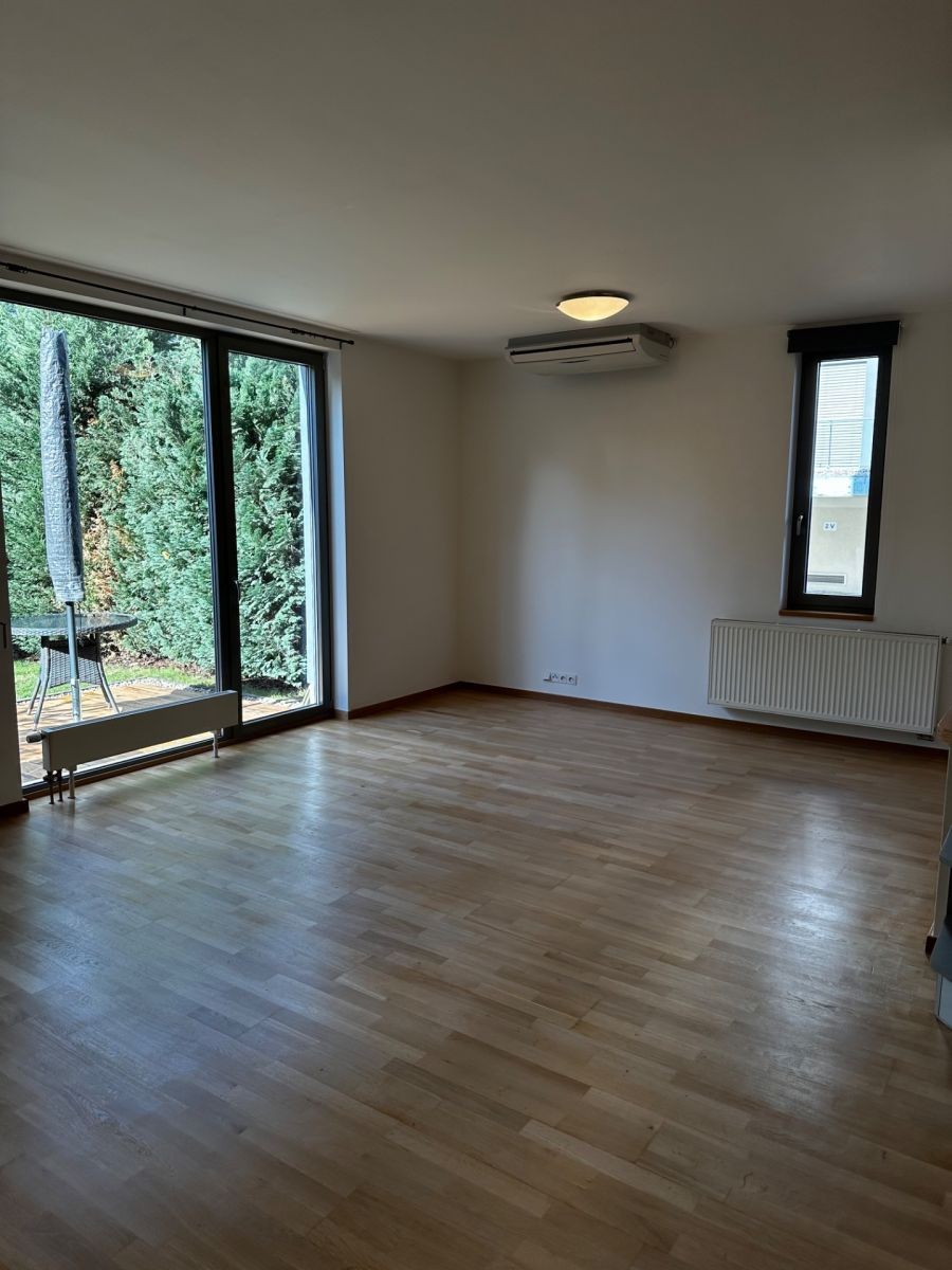 2+kk, Valečovská, Praha - Prosek, 66 m²