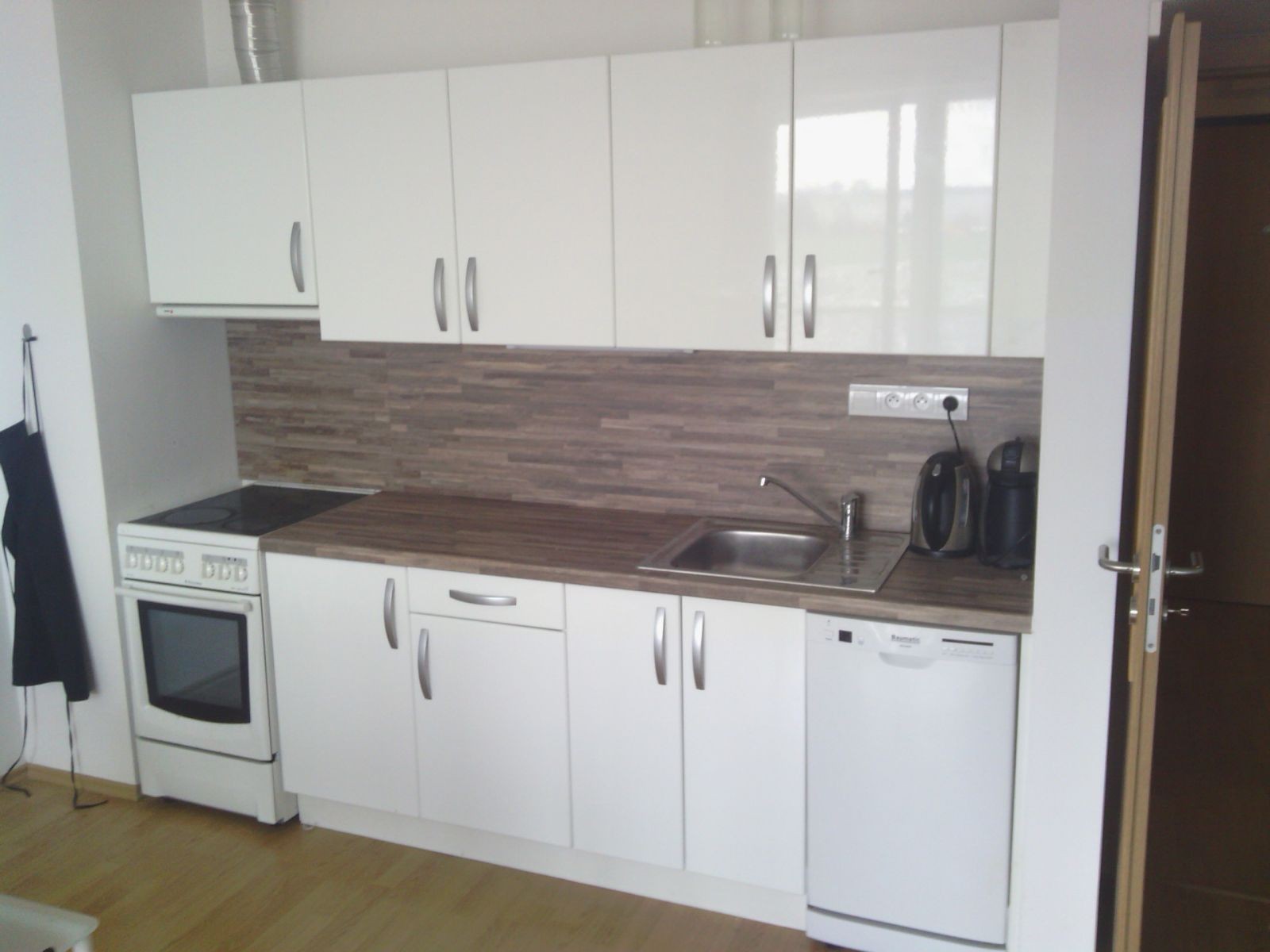Pronájem byt 1+kk - Chýně - Chýně, Středočeský kraj, 45 m² - 2