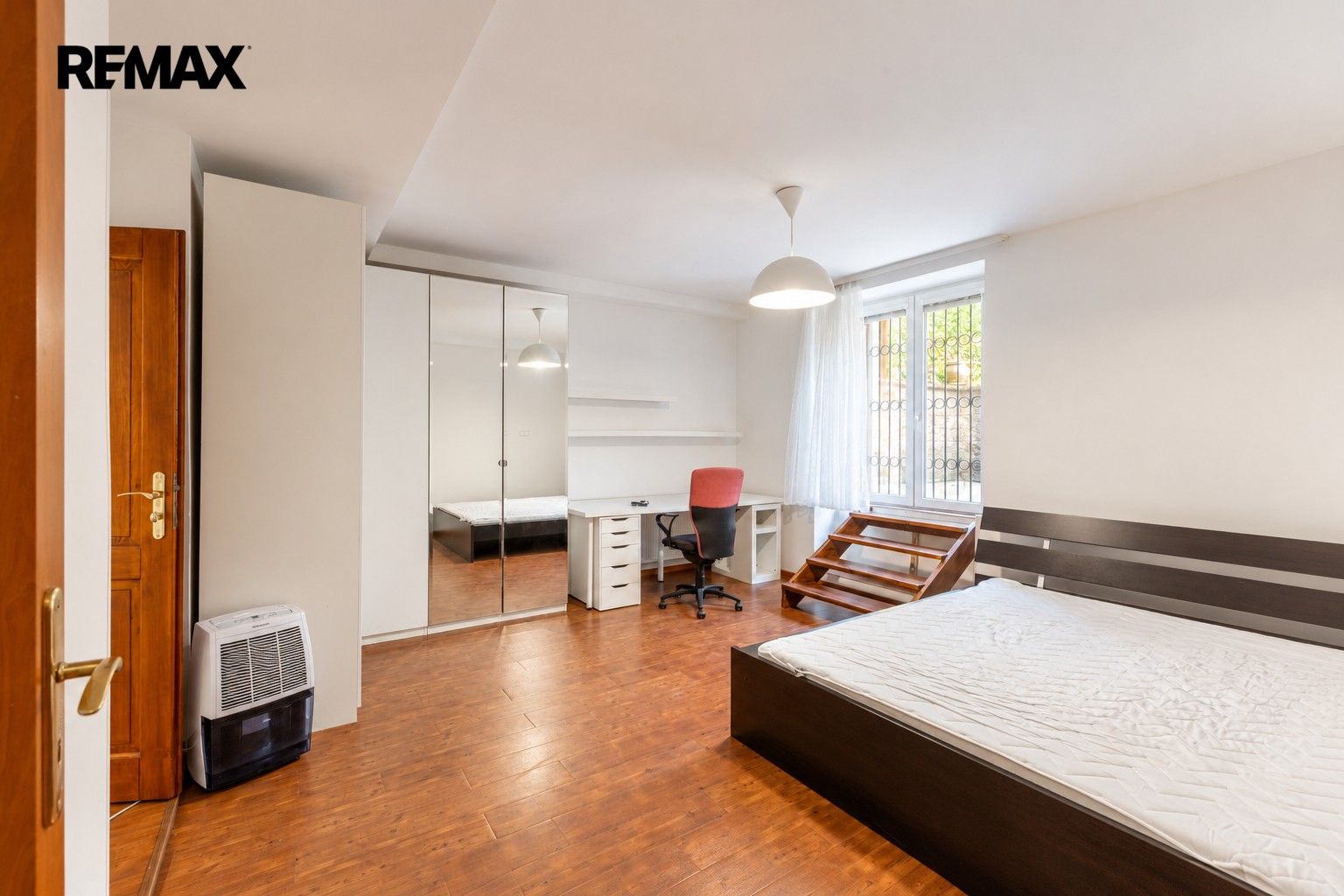 Pronájem byt 2+kk - náměstí Mezi zahrádkami 1801, Praha Záběhlice, 85 m² - 5