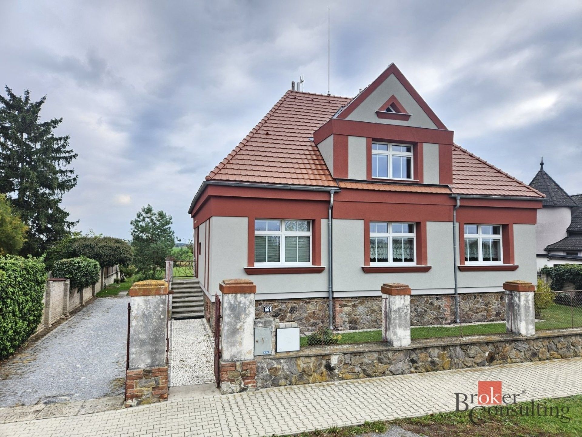 Vily, Prokopova, Sadská, 228 m²