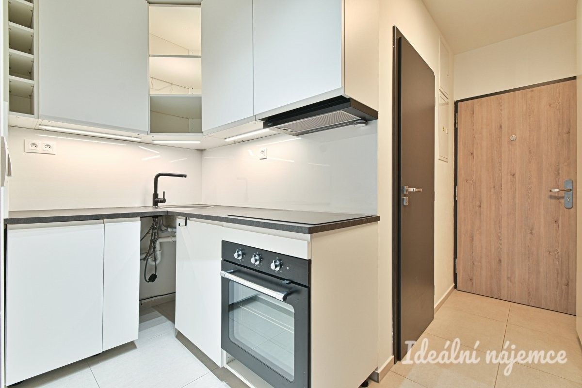 Pronájem byt 1+1 - Javorová, Rosice, 24 m² - 5