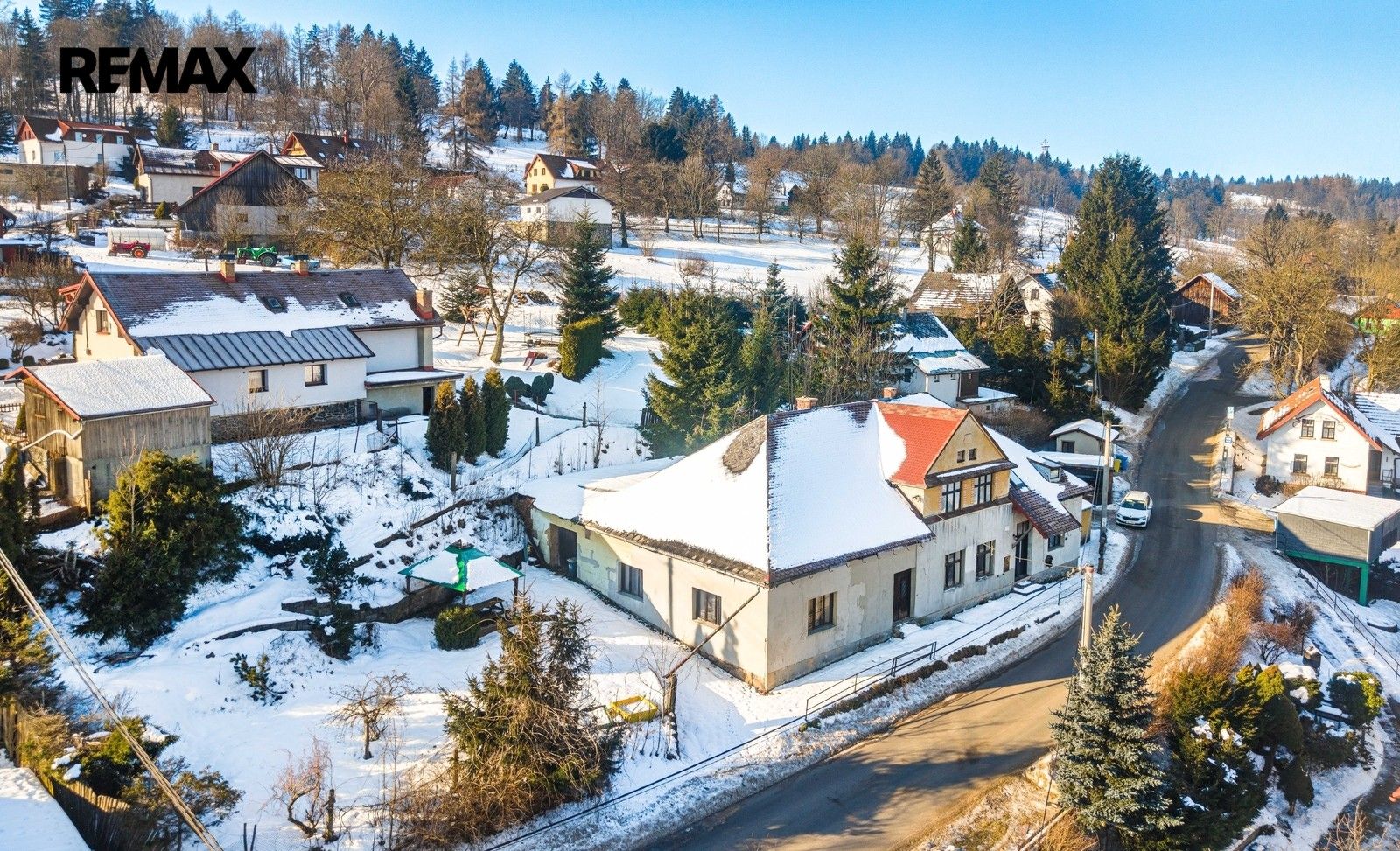 Ubytovací zařízení, Chuchelna Komárov, 428 m² - 2