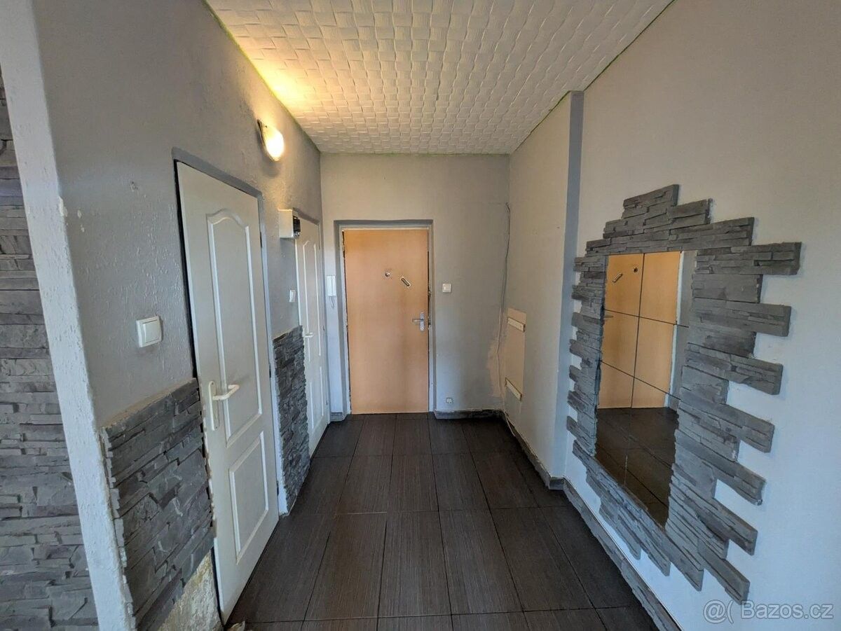 Byty, Bečov, 434 01