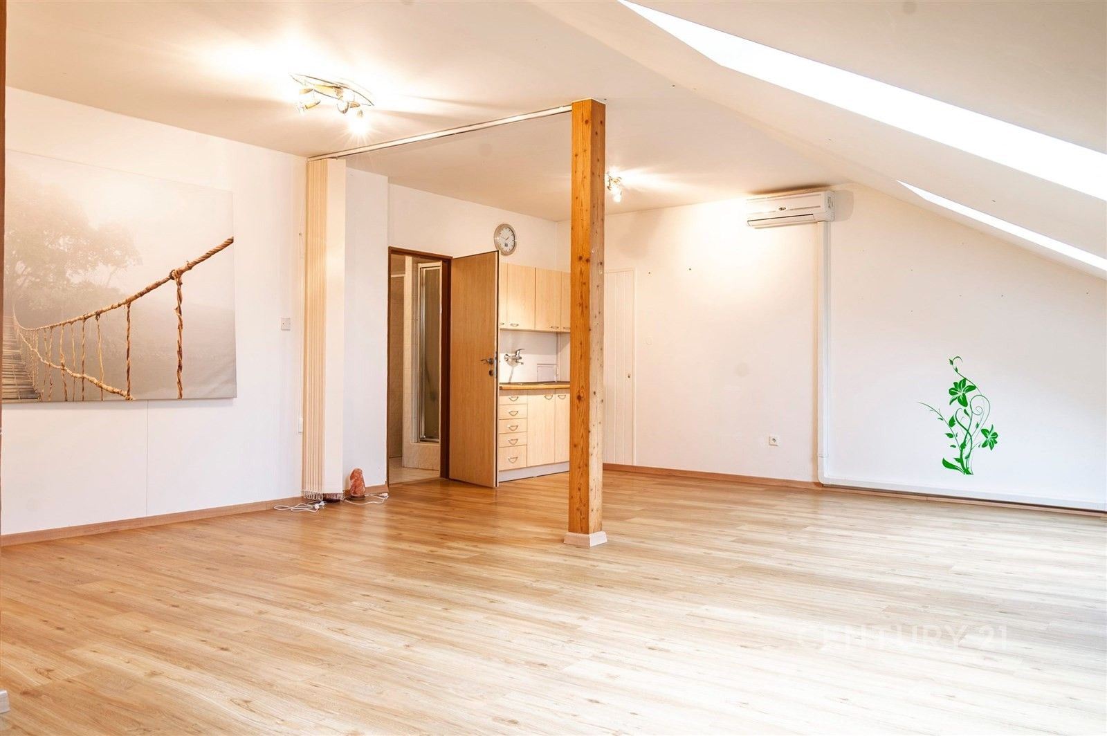 Obchodní prostory, Skalní 279, Hranice I-Město, 82 m² - 1
