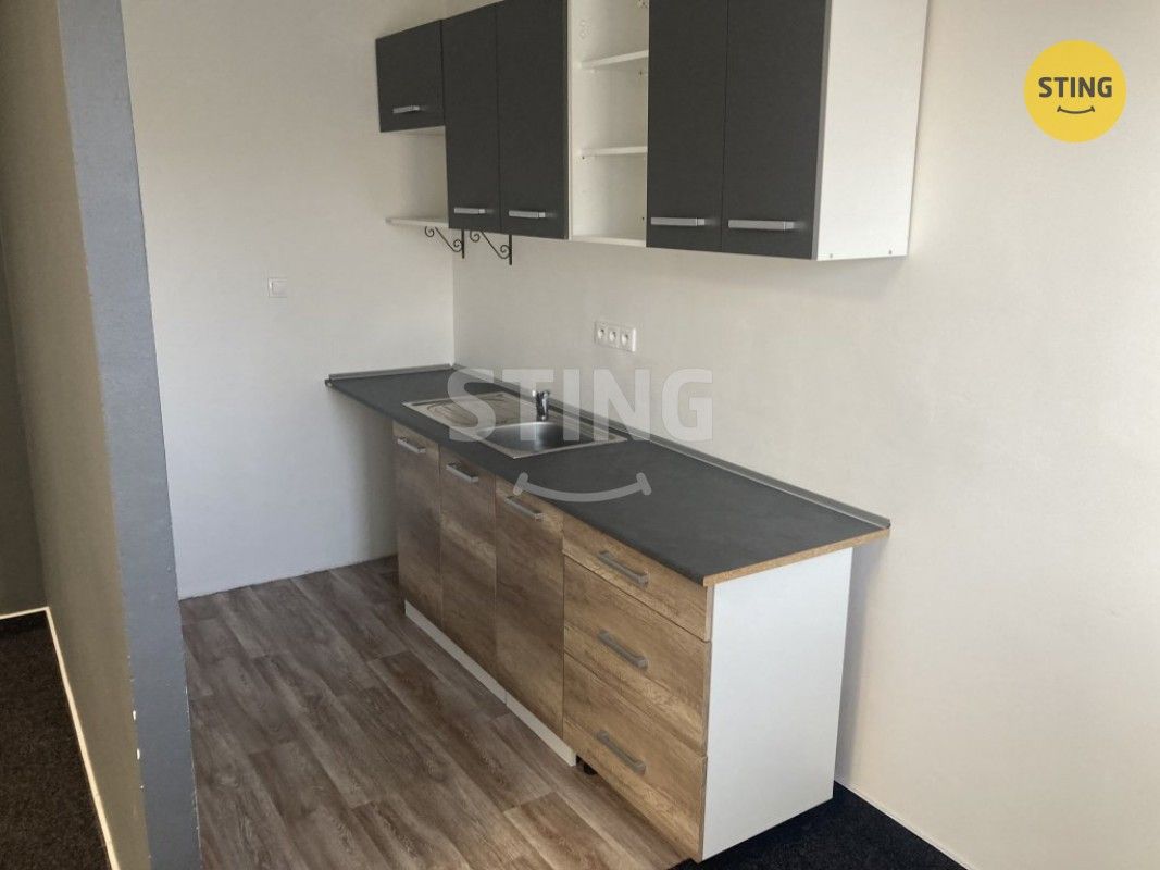 Pronájem kancelář - Třinec Oldřichovice, 47 m² - 5