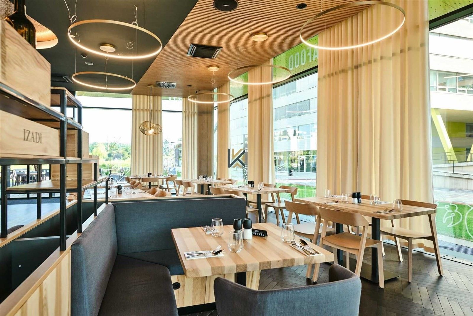 Restaurace, Boudníkova, Praha, 519 m²