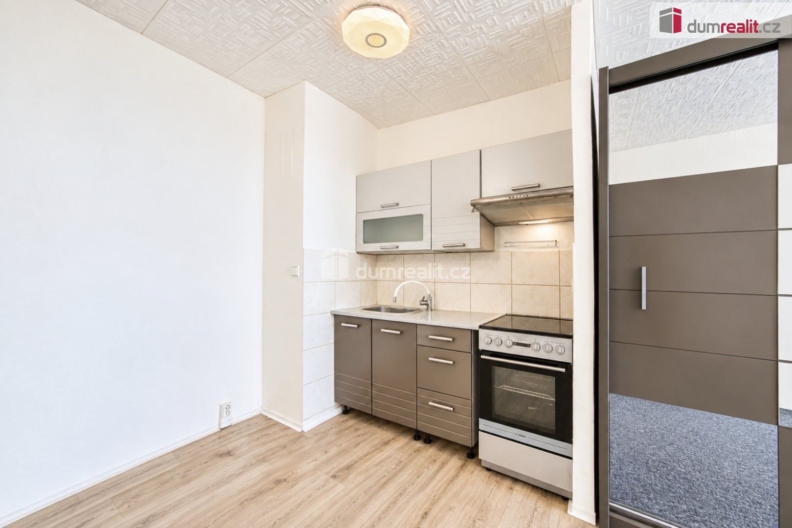 Byt 2+kk · 39 m² · Kojetická 1021, Neratovice - 3