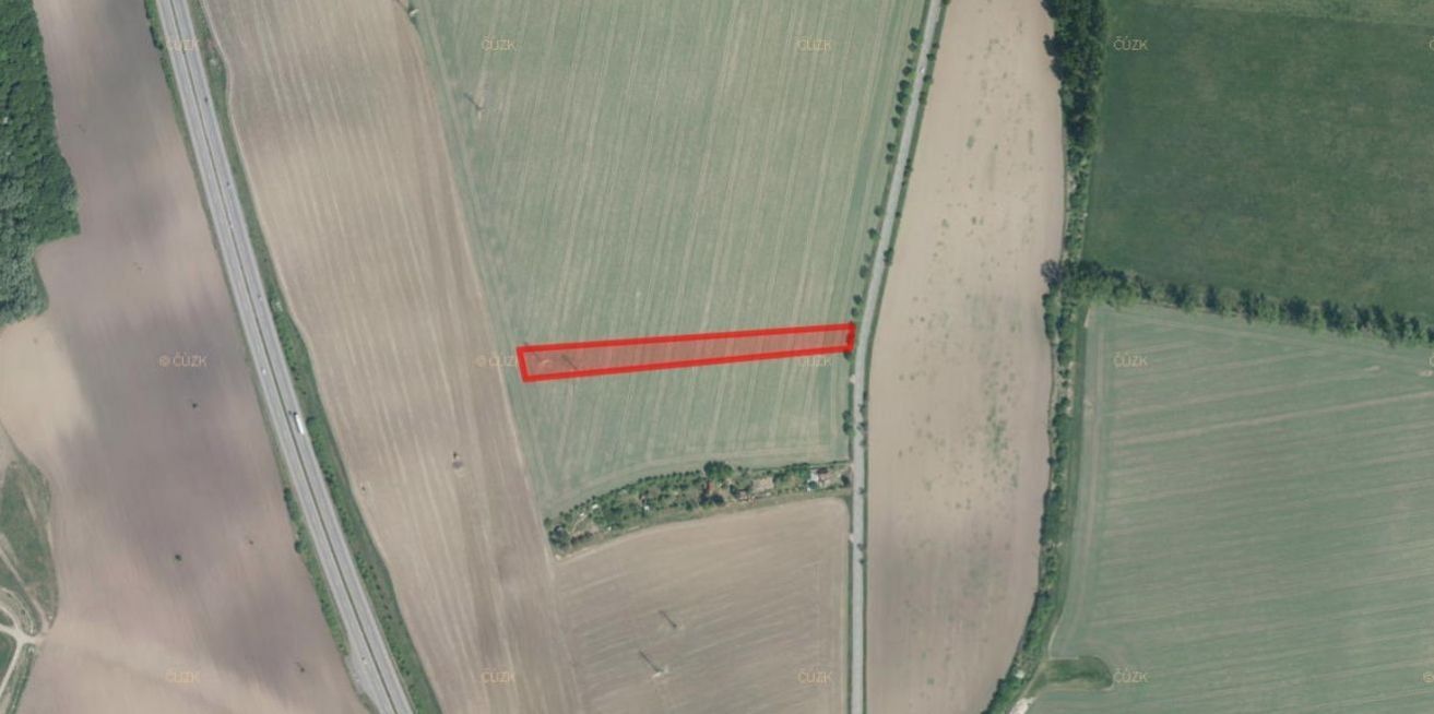 Prodej zemědělský pozemek - Otrokovice, 8 421 m²