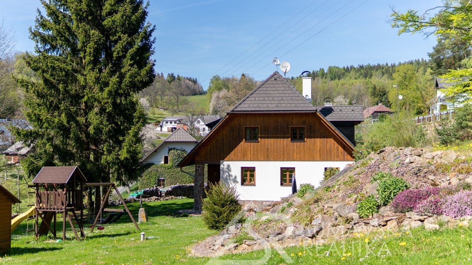 Rodinné domy, Nicov, 259 m²