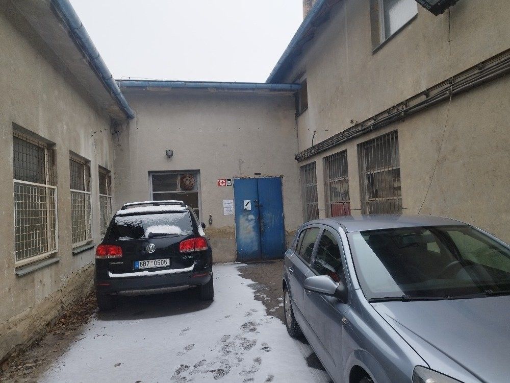 Sklady, Brno, 636 00