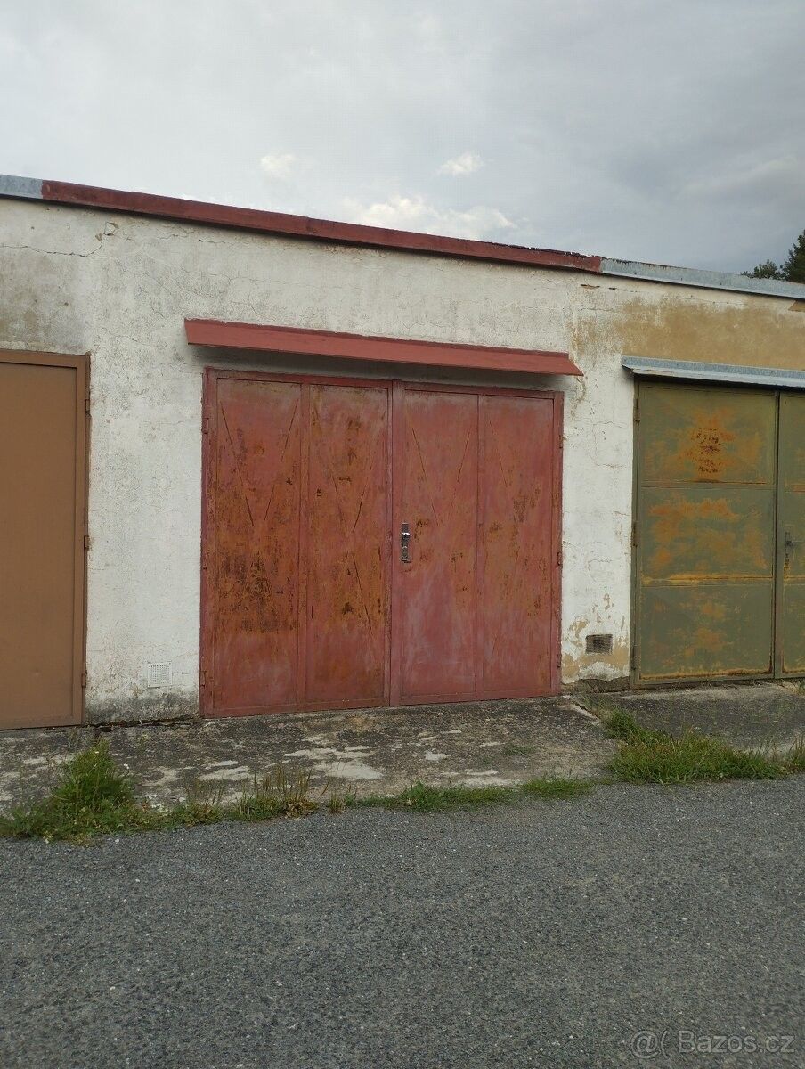 Garáže, Soběslav, 392 01