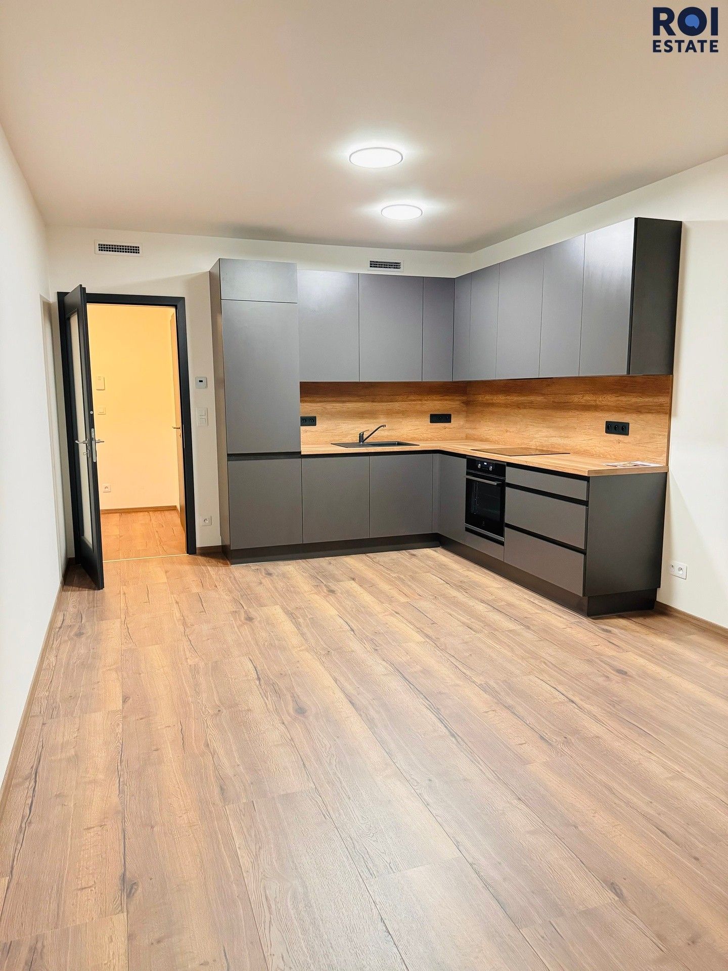 2+kk, Kolbenova, Praha, 63 m² - 1