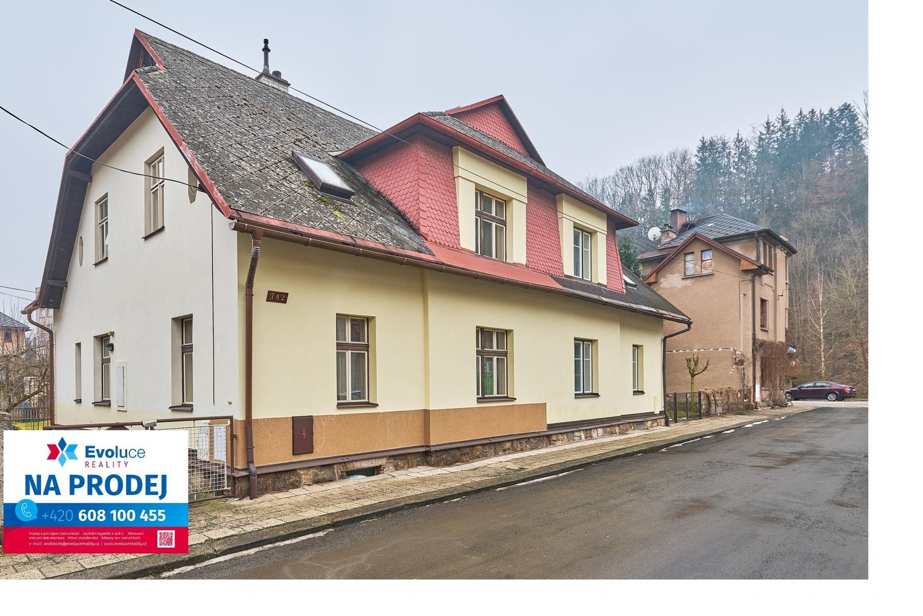 Rodinné domy, Smetanova, Úpice, 186 m²