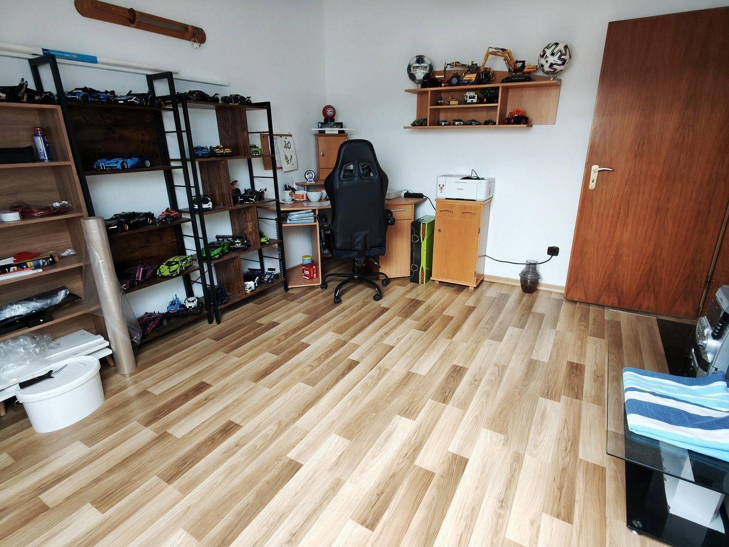 Pronájem byt 4+1 - , Bádensko-Württembersko, 97 m² - 5
