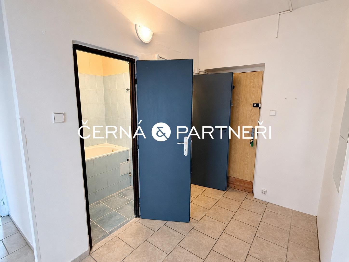 Byt 2+1 · 53 m² · Hutnická, Most - 4