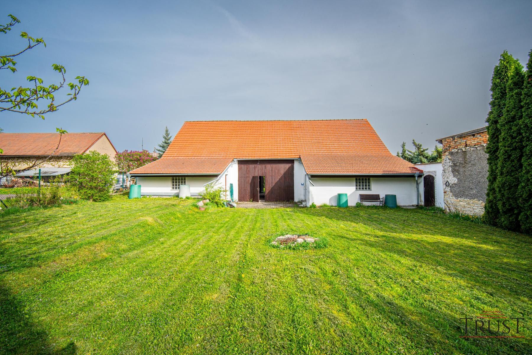 Prodej rodinný dům - Velenice, 150 m²