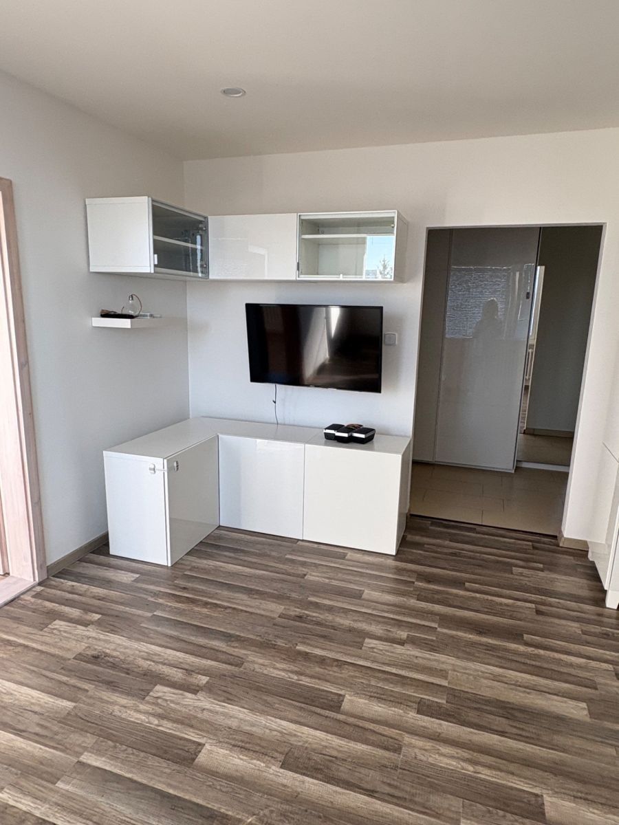 3+kk, Na rovinách, Praha - Lhotka, 66 m² - 1