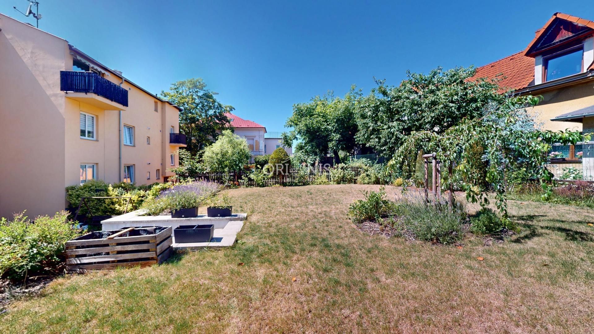 Rodinné domy, Čelakovského, Chomutov, 300 m² - 2