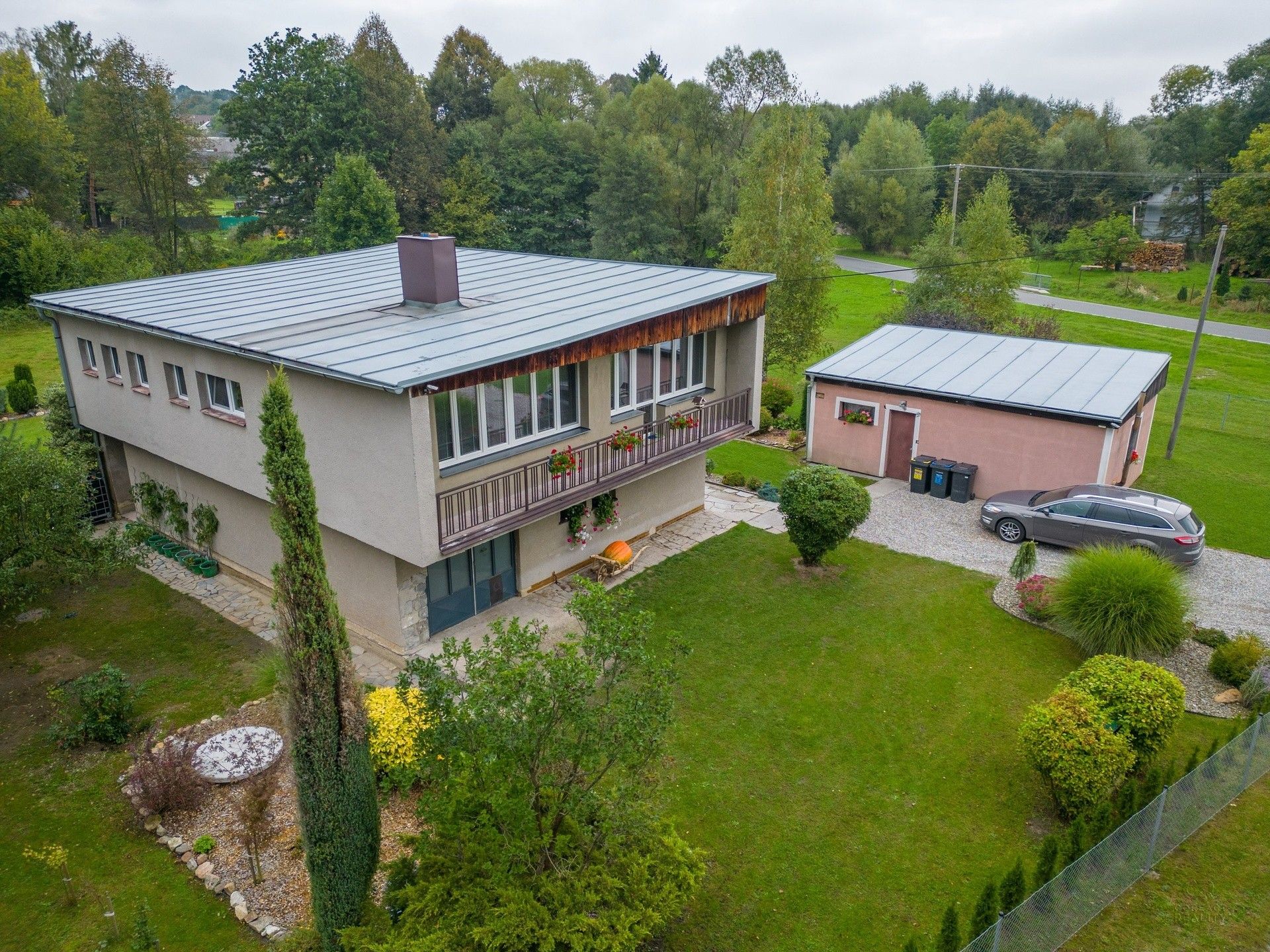 Rodinné domy, Stará Červená Voda, 215 m²