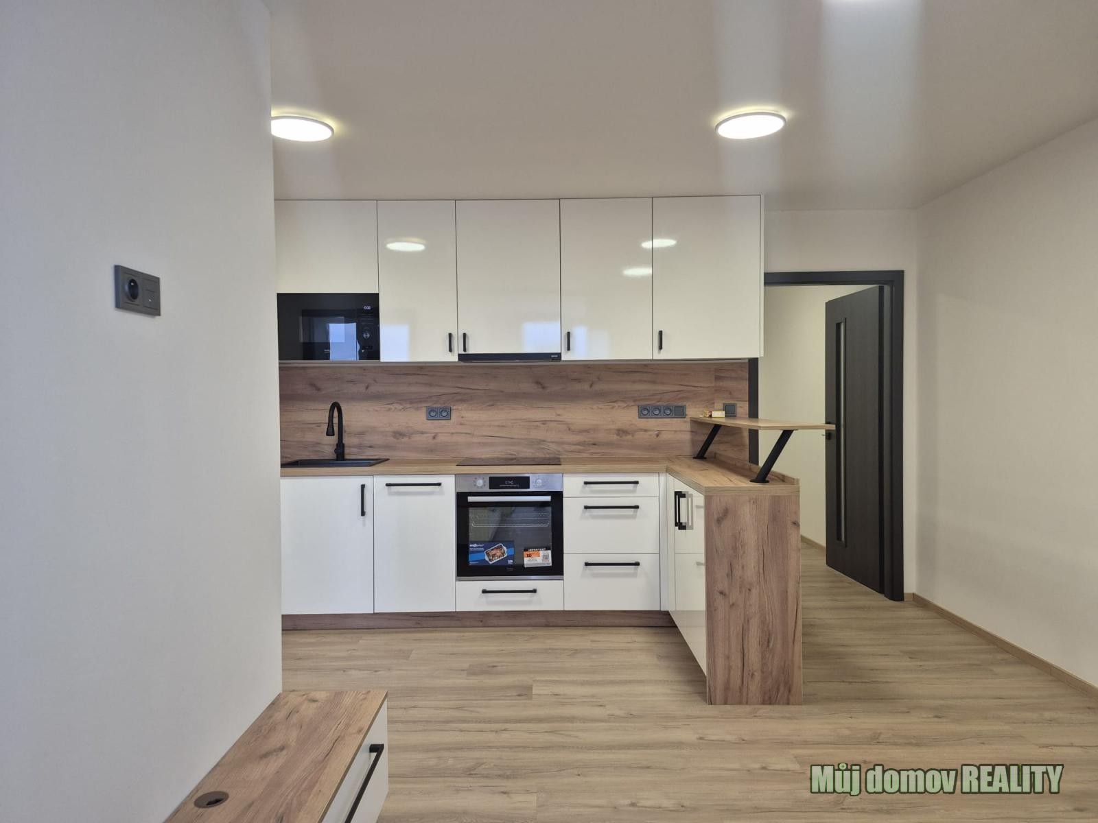 4+kk, Šípková, Praha, 61 m²