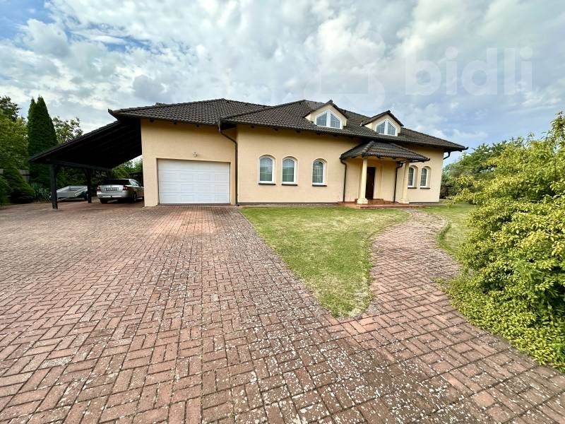 Rodinné domy, Stolany, 314 m²