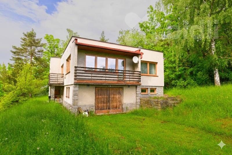 Rodinné domy, Na Švajce 205, Srubec, 175 m²