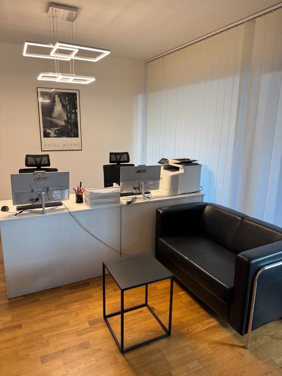 Pronájem kancelář - Astlova, Praha - Smíchov, 140 m² - 5
