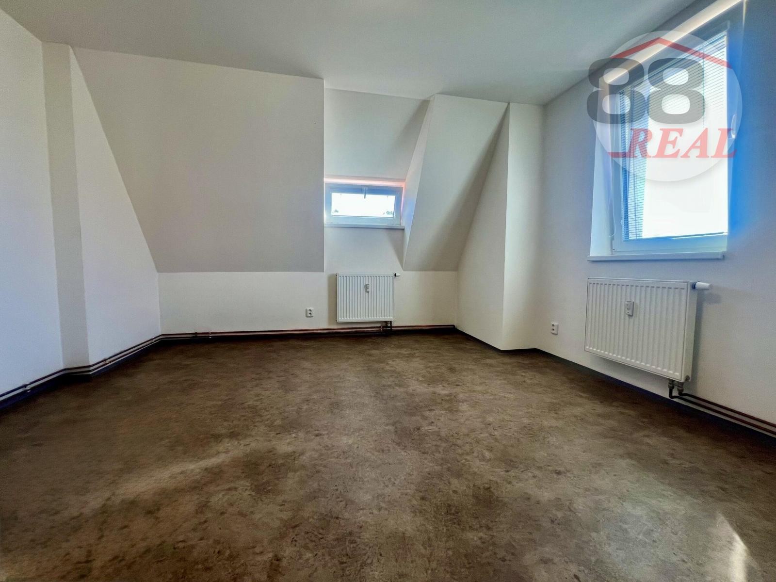 Pronájem byt 2+kk - Nádražní, Klášterec nad Ohří, 51 m² - 5