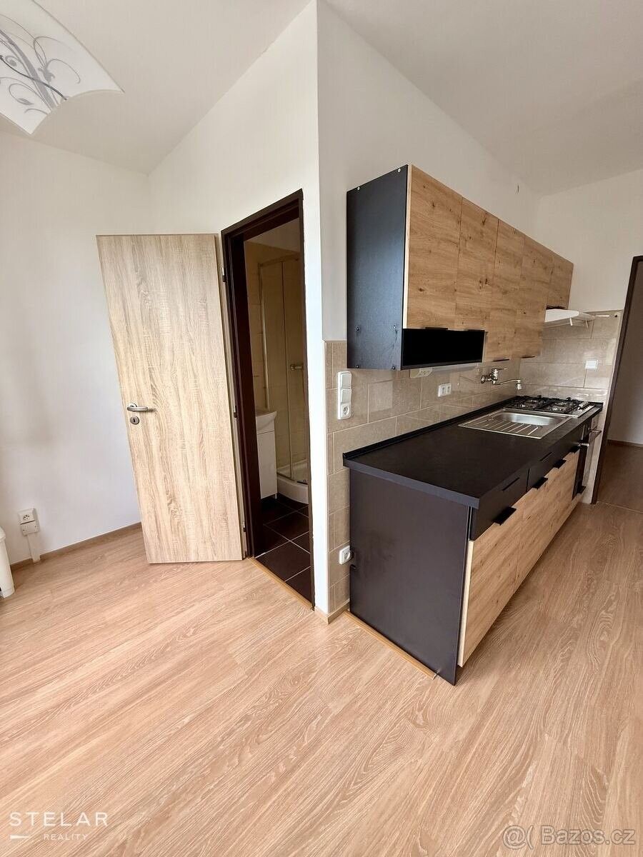 Byty, Kuřim, 664 34 - 1