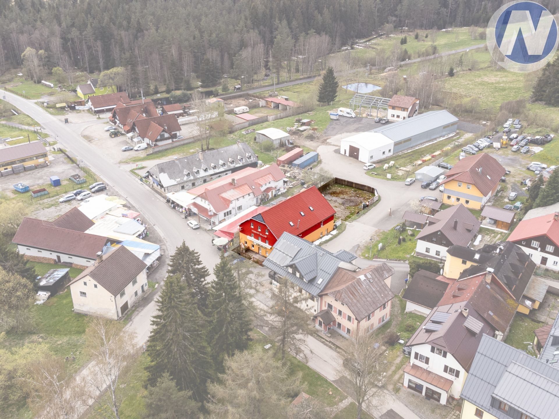 Prodej rodinný dům - Strážný, 593 m²