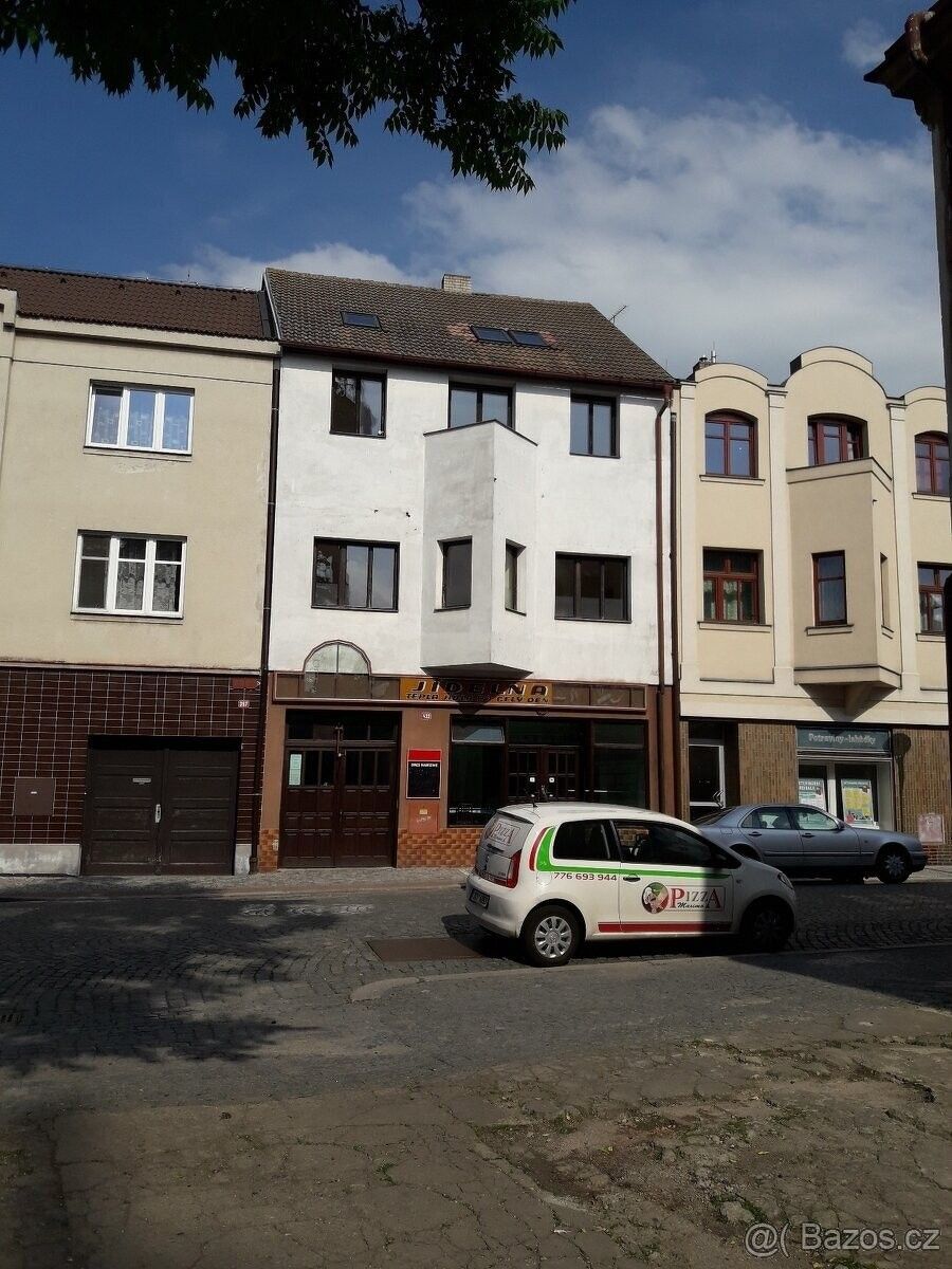 Byty, Pečky, 289 11