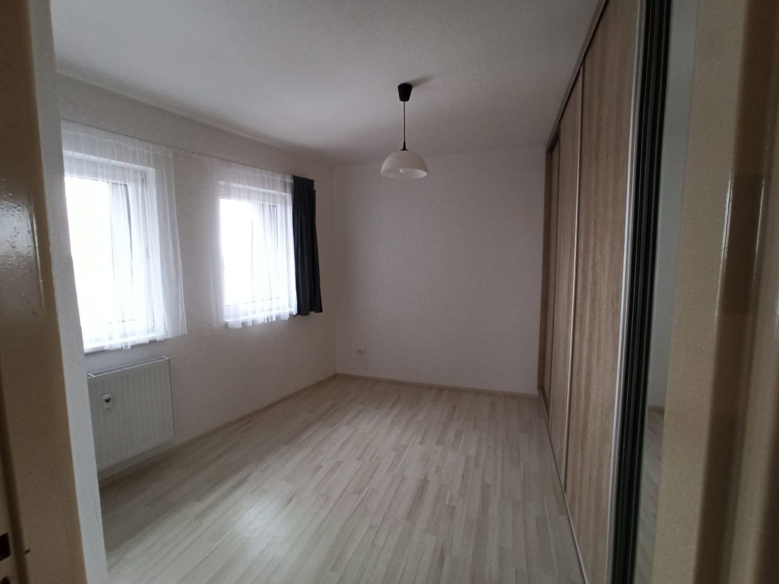 Pronájem byt 2+kk - Školská, Pardubice - Ohrazenice, Pardubický kraj, 40 m² - 5