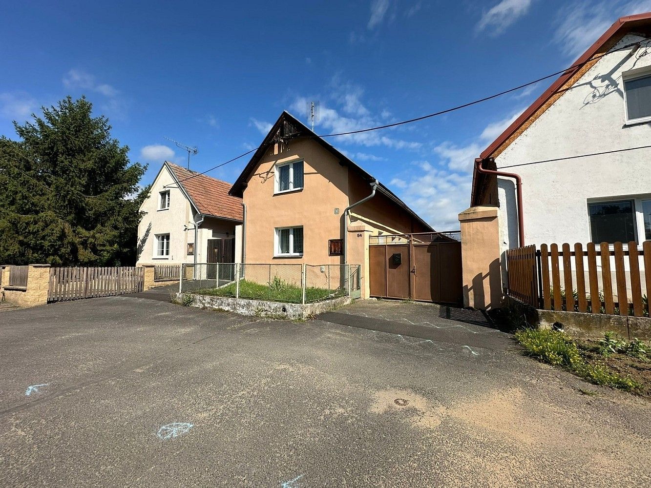 Rodinné domy, Chodouny - Lounky, okres Litoměřice, Ústecký kraj, 90 m² - 1