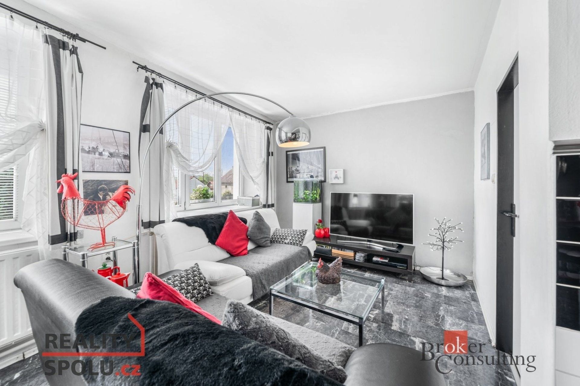 Prodej rodinný dům - Dolany, 198 m²